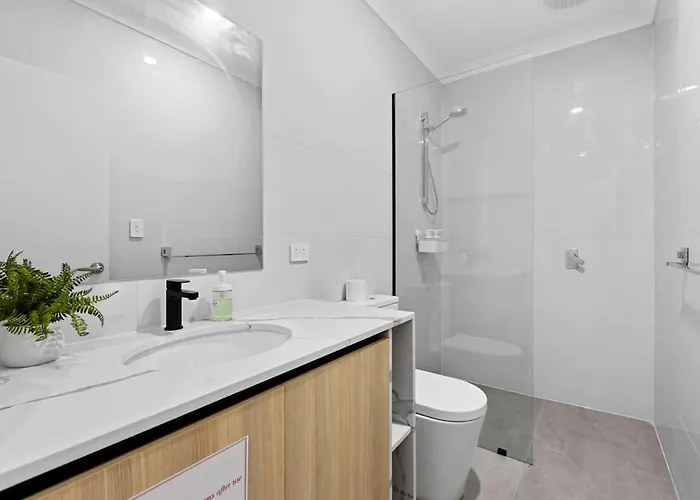 Professional Single 2 Walk To Curtin Uni *